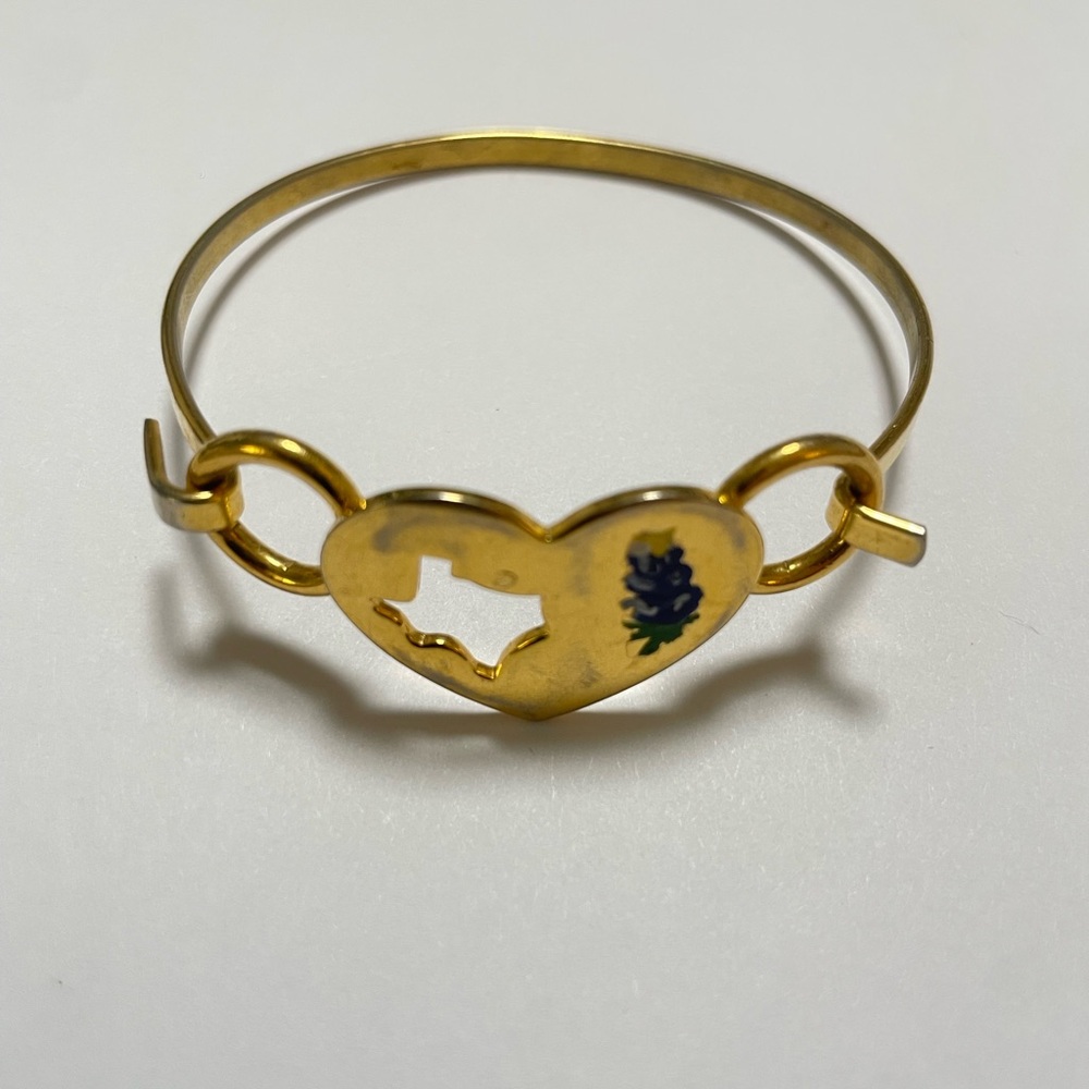 Texas Heart Bangle Bracelet With bluebonnet flower